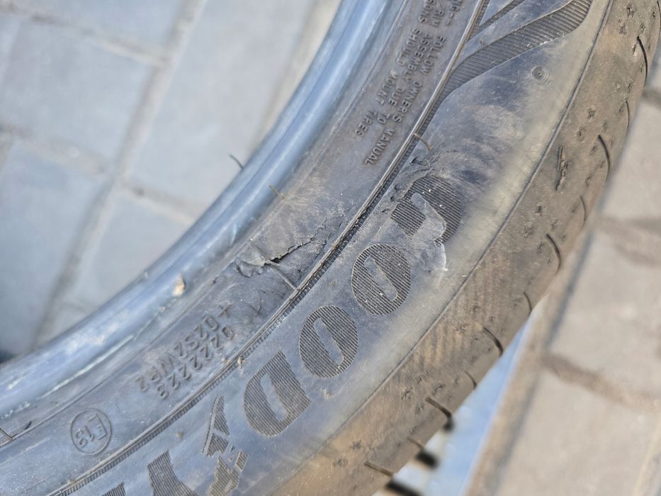 Goodyear Efficientgrip Performance 2 215/50R18 92V 22R 2x