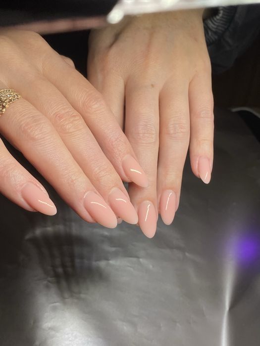 Запрошую на безпечний та гарний манікюр! ПРАЦЮЮ БЕЗ СВІТЛА!!!