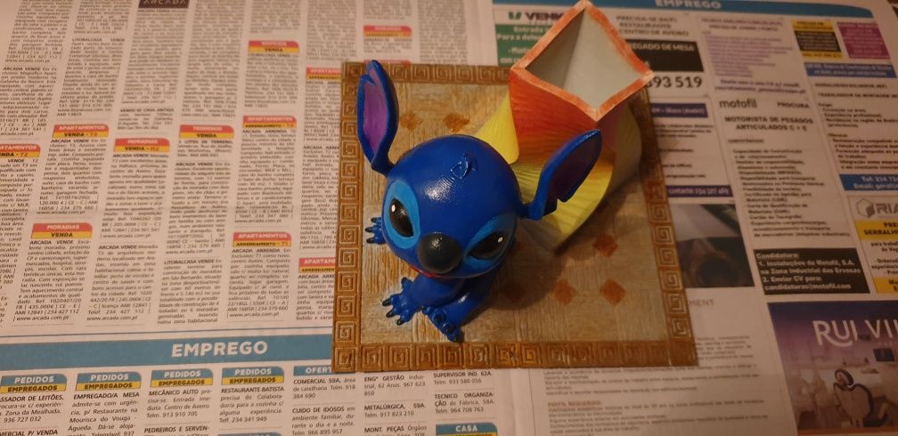 Figura Disney : Stitch com vaso para flores - pintado à mão (novo)