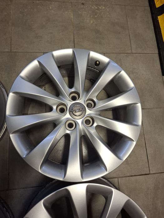 Felgi aluminiowe Opel Insignia 5x120 18 cali