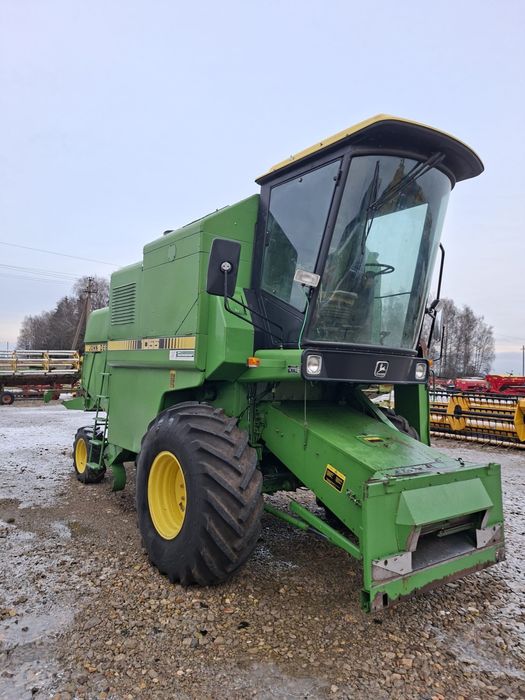 Зерно збиральний комбайн JOHN DEERE 1055 свіжо привезений
