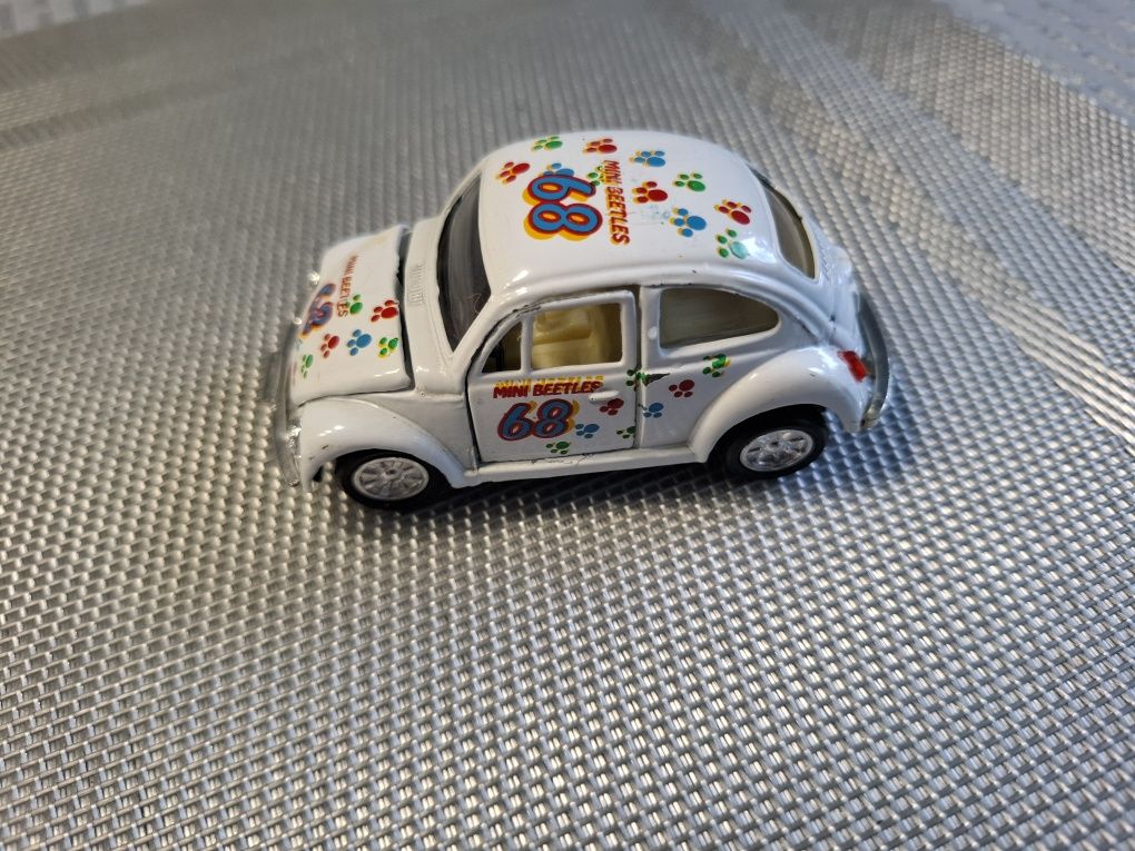 Model samochodu skala 1:43