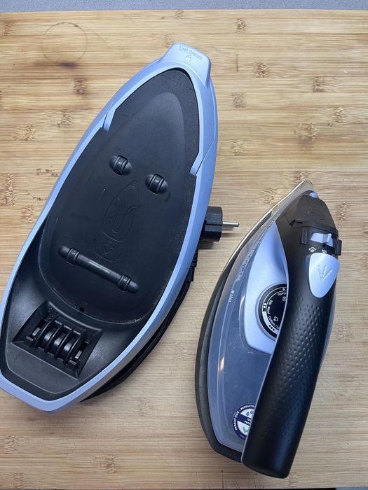 Ferro de engomar sem fios ROWENTA