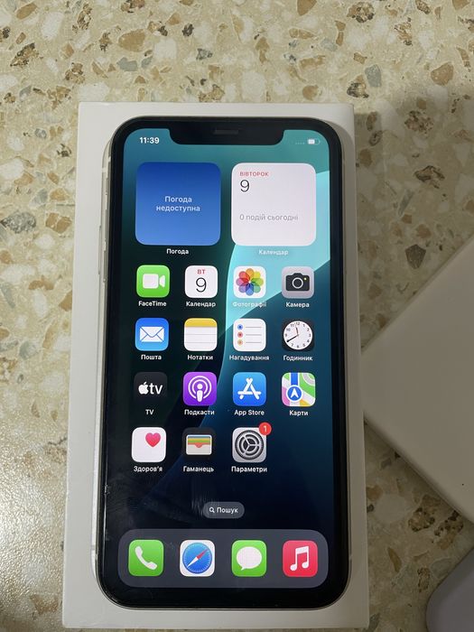 Продам айфон 11/128