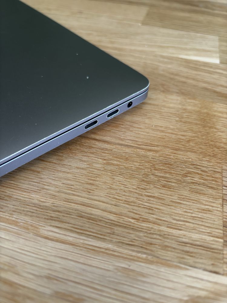 Macbook Pro 16 2019 i9 TouchBar 1TB