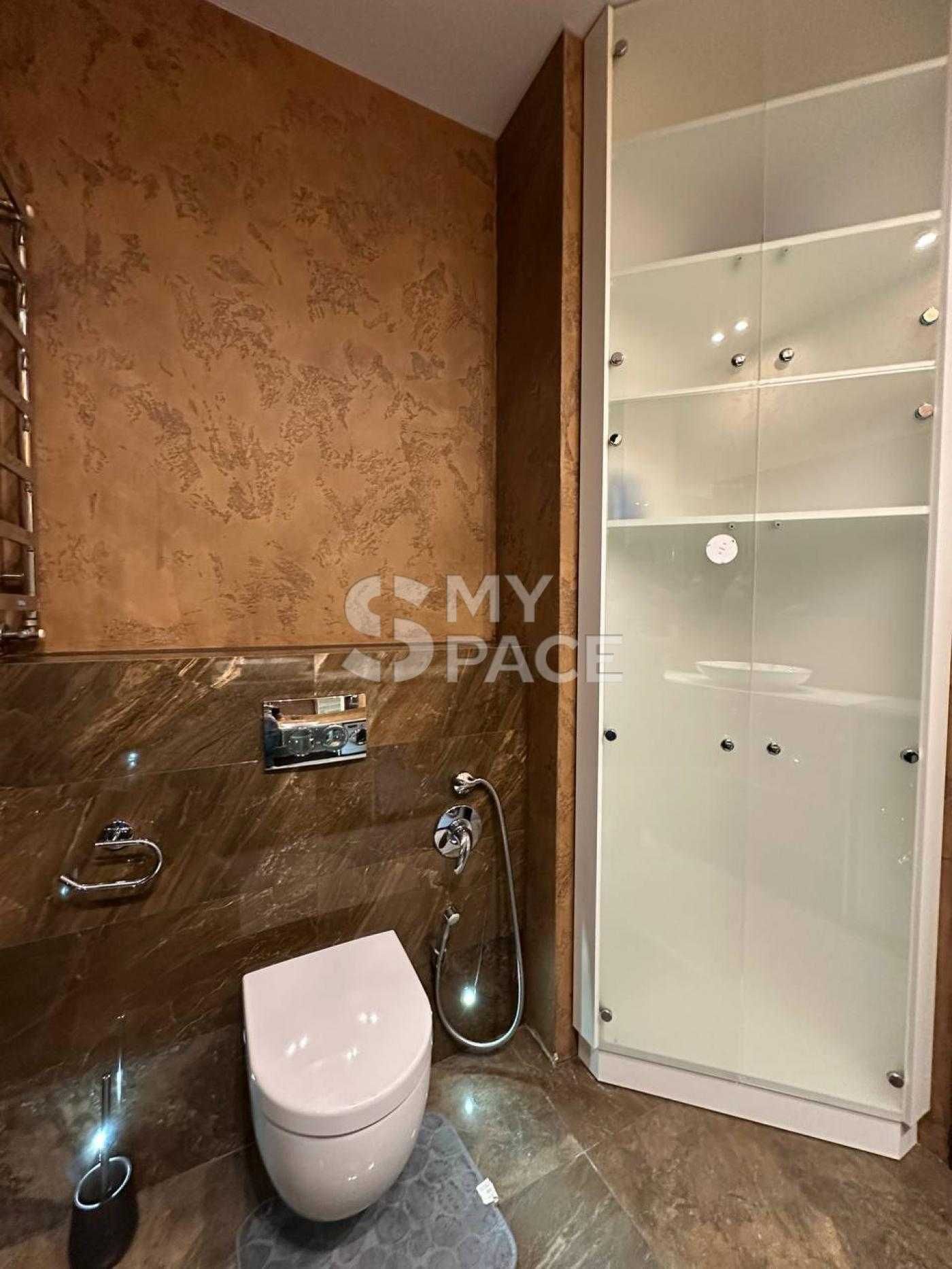 Печерськ, 2к 108м. Панорама, Коновальця 44а, Звіринецька