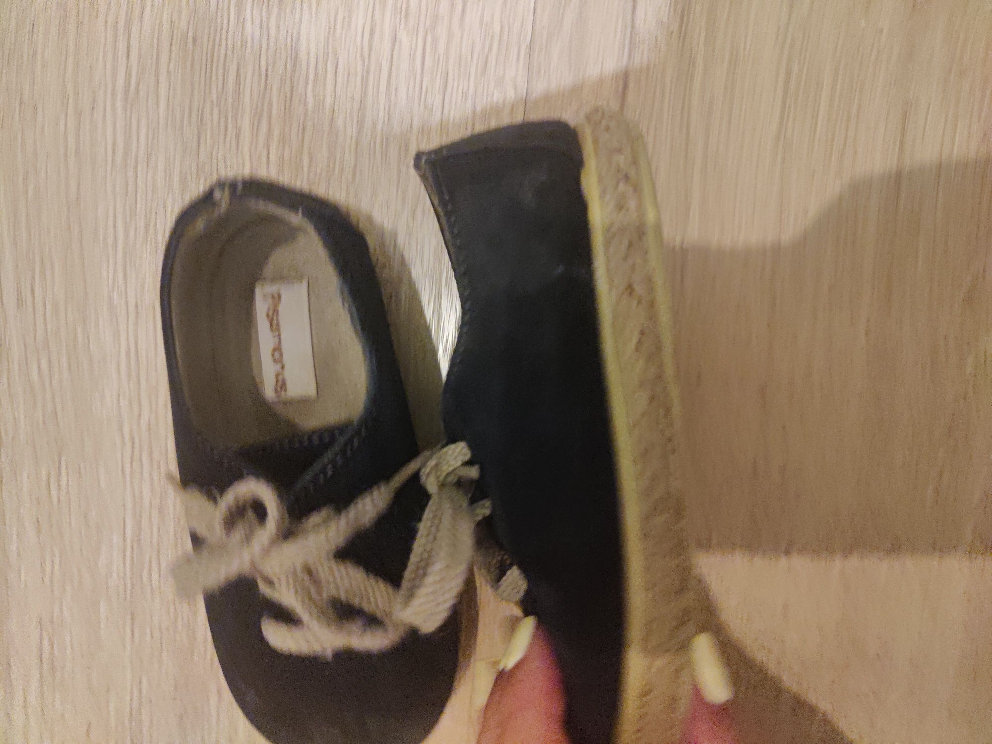 Sapatos criança tamanho 23 Pisamonas