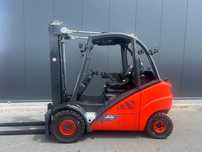 Wózek widłowy LINDE H30T-02, 2017 r, niski przebieg, Triplex