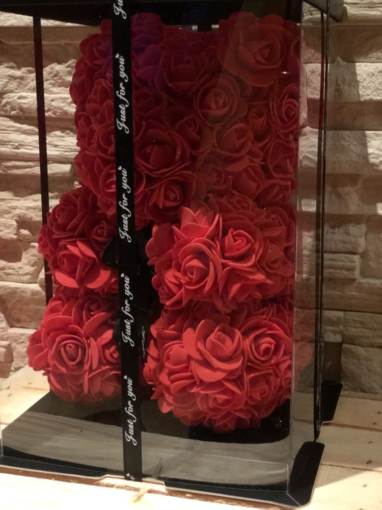 Miś z róż ROSE BEAR 25cm z pudełkiem GIFT BOX prezent dzień kobiet