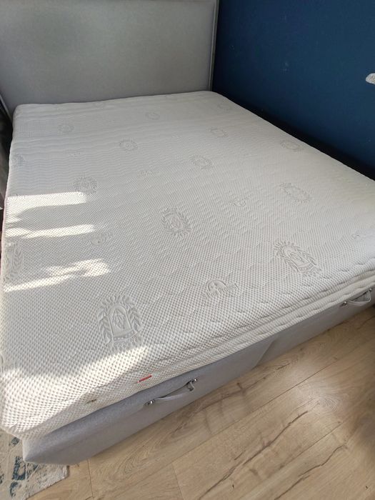 Łóżko do sypialni