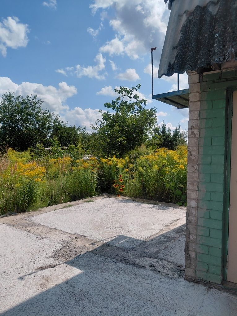 Продаж дачі під будівництво
