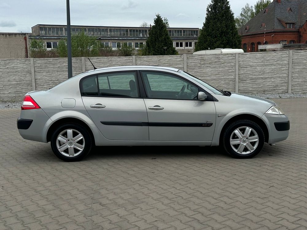 Renault Megane 2.0 Benzyna Automat Mały Przebieg.