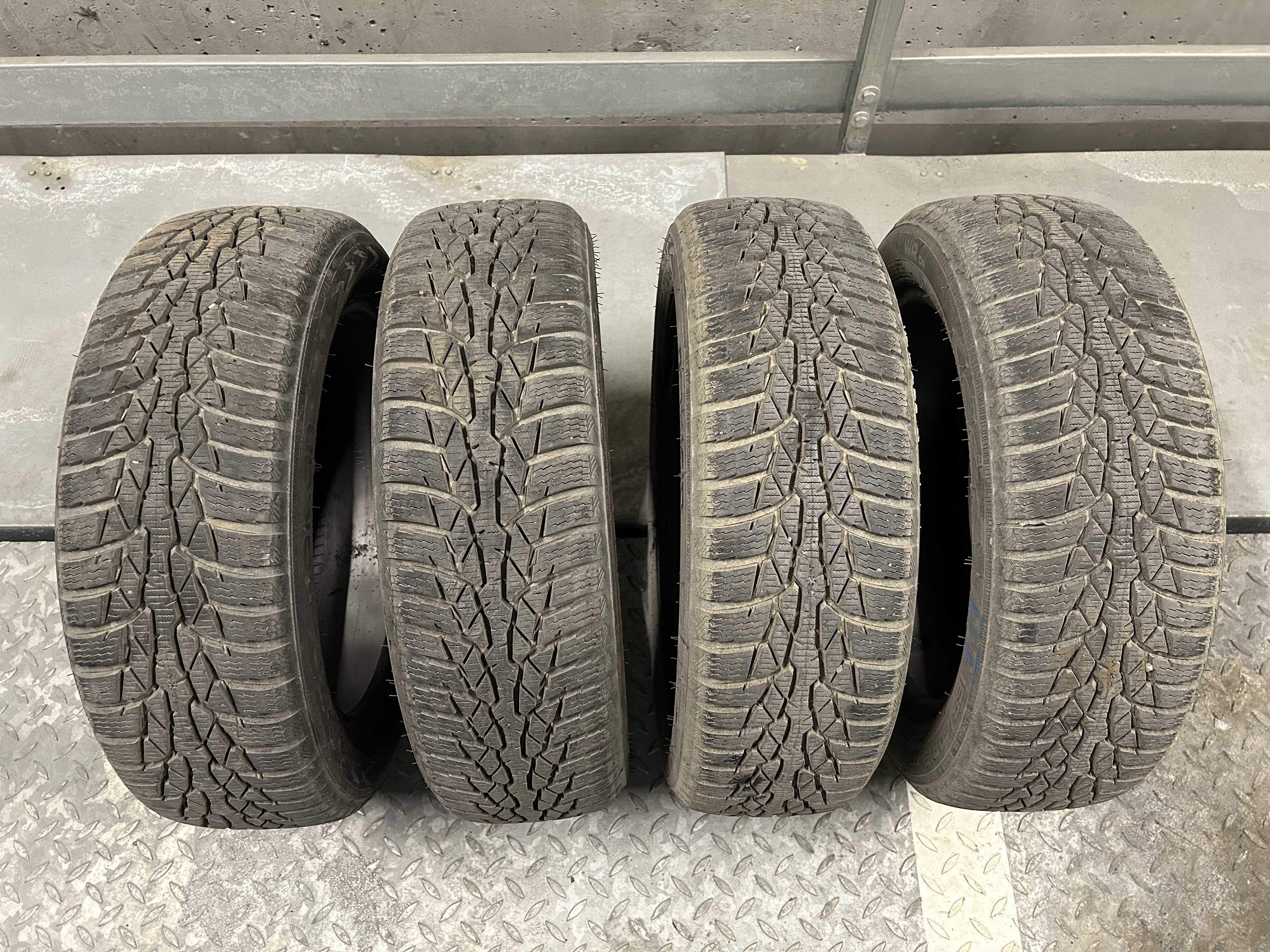 Opony zimowe Nokian WR D4 165/60 R15 bieżnik 6,5 - 7 mm