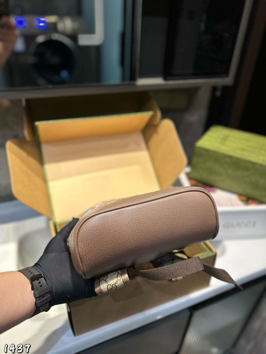 Рюкзак gcc louis vuitton disney бежевый унисекс женский