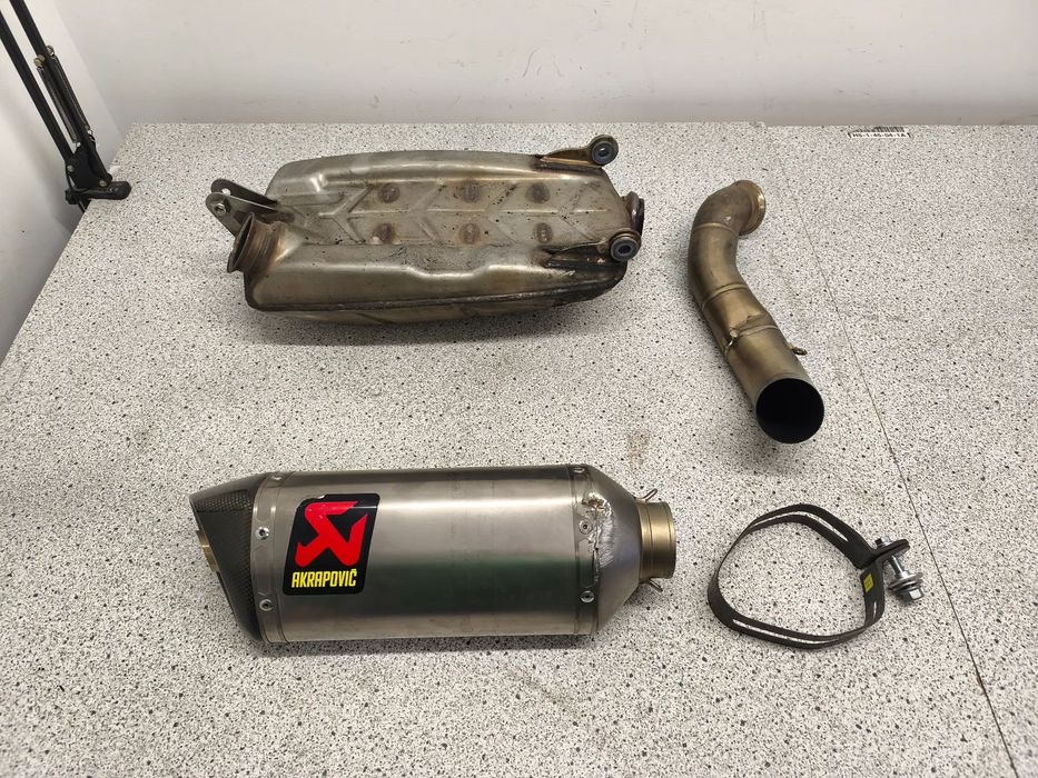 Tłumik, wydech Akrapovic KTM 690 Duke