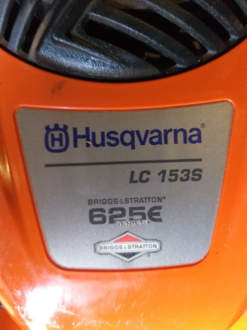 Maquina corta relva Husqvarna