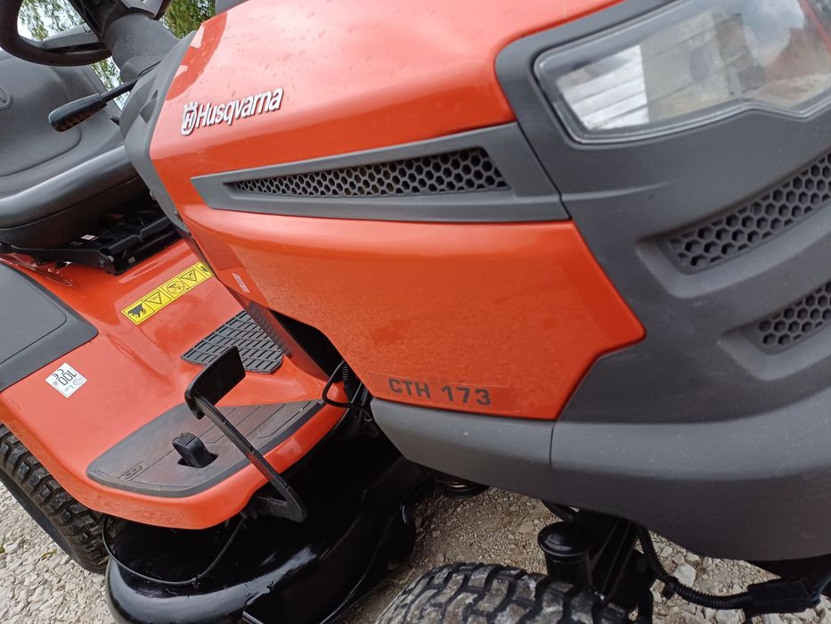 Traktorek husqvarna cth 173