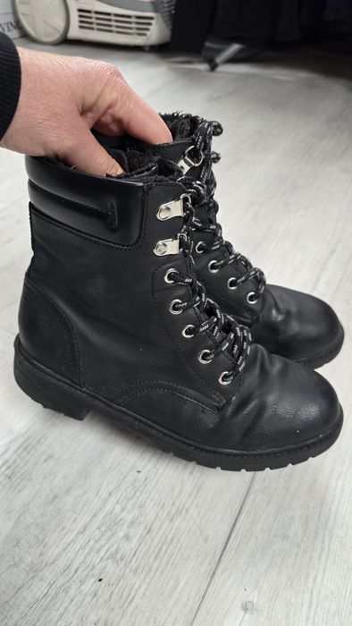 Buty botki dziewczęce rozmiar 36 h&m ocieplane zimowe