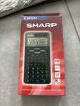 Nowy kalkulator zaawansowany Sharp EL 520TG GY