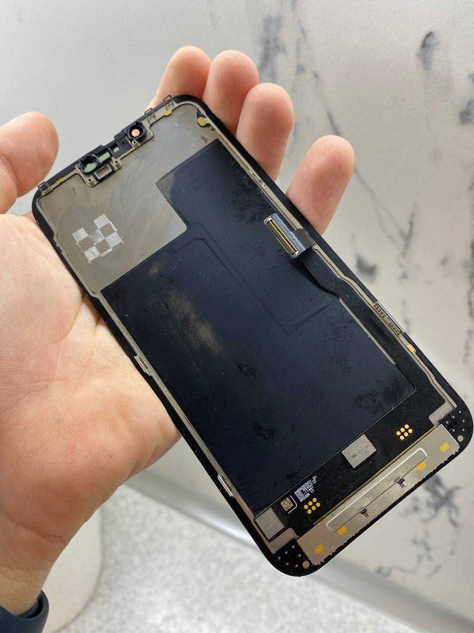 Дисплей iPhone 13 Pro