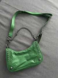 Яркая зелёная сумка Zara
