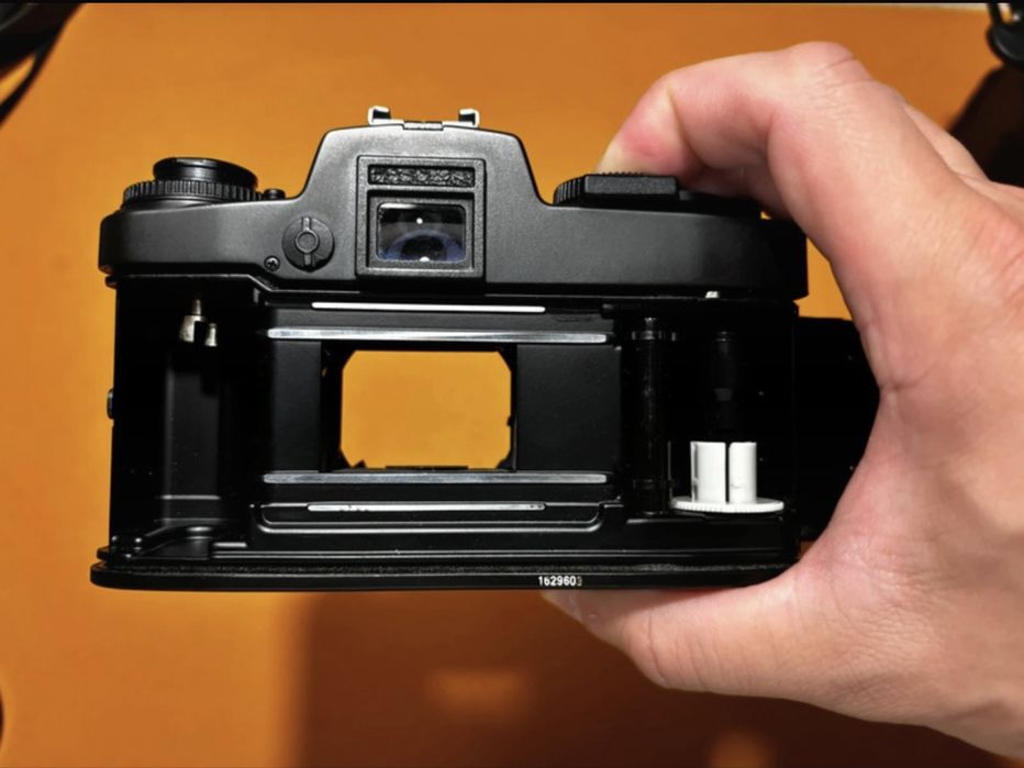 Leica R4 + Motor de Rebobinagem + Punho + Alça