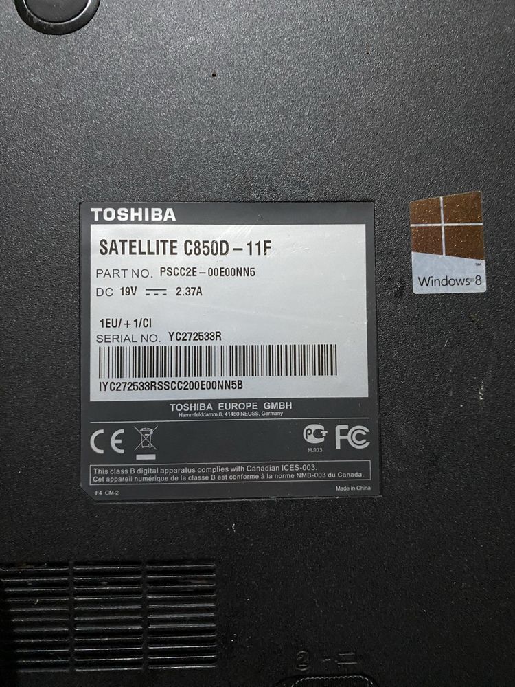 ноутбук Toshiba C850D-11F 15.6"/4GB RAM/300GB HDD! N1120