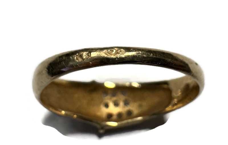 Złoty pierścionek 585 2,89g