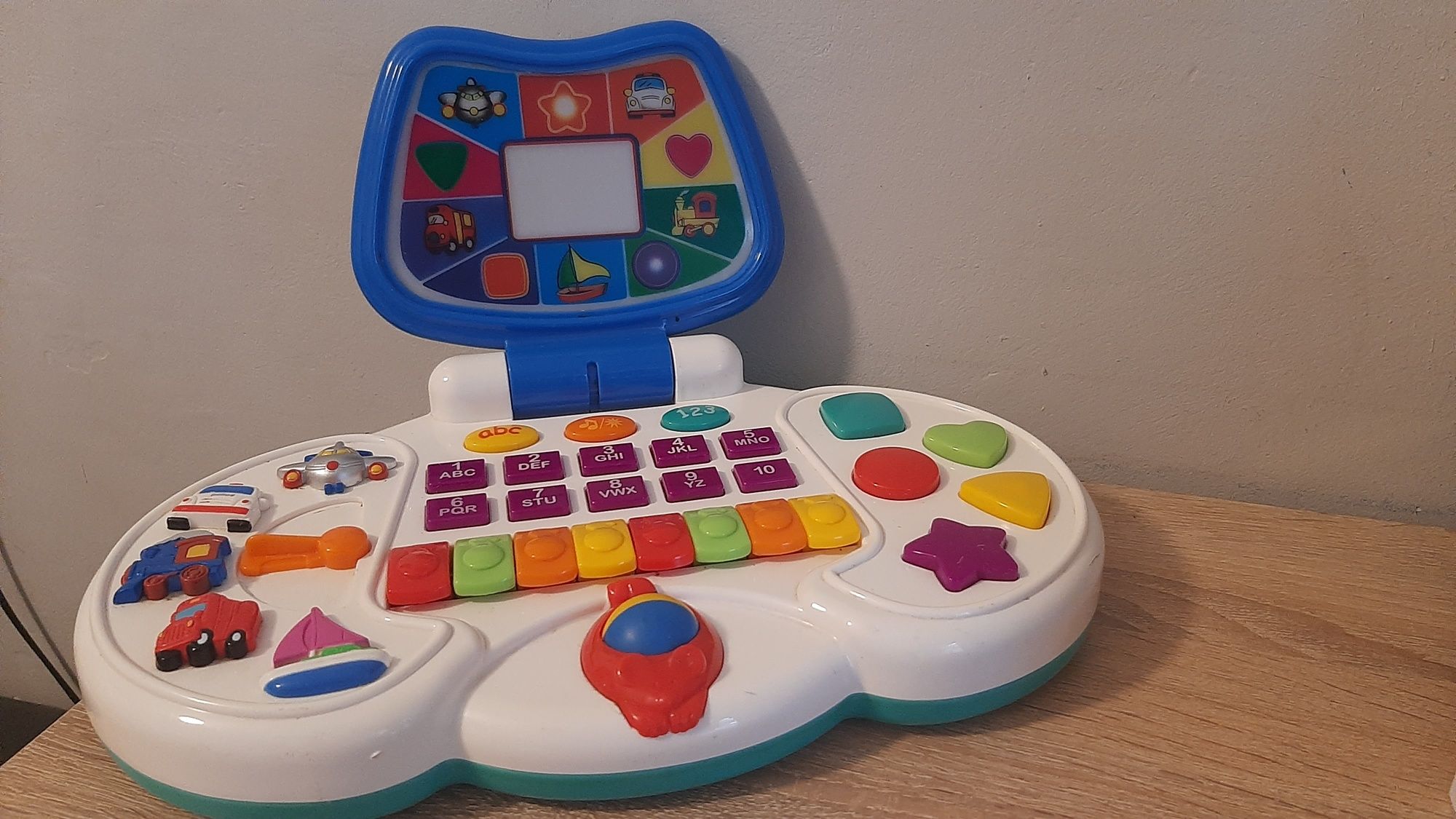 Laptop dziecięcy Dumel + ślimak
