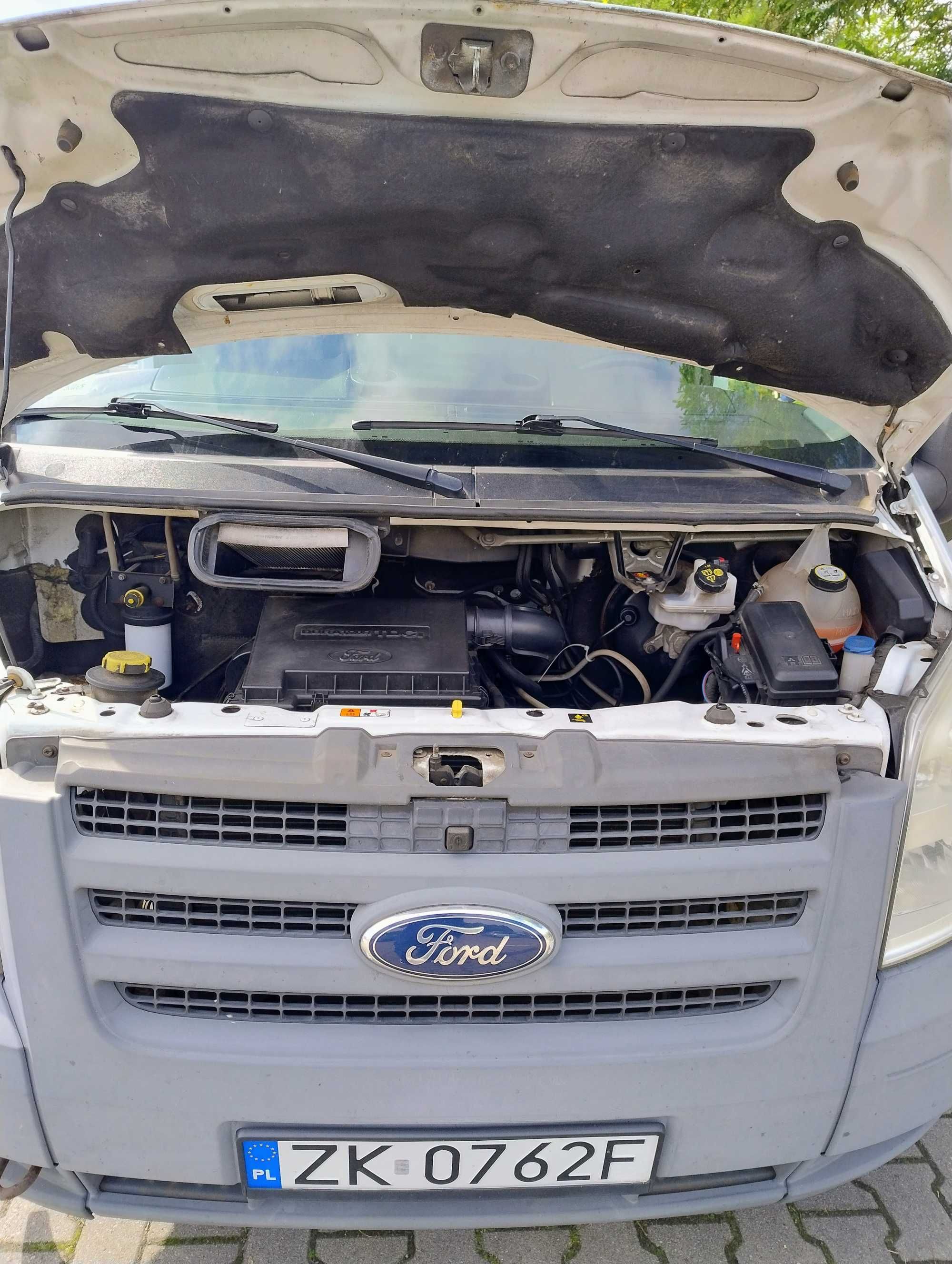 Ford Transit  2011