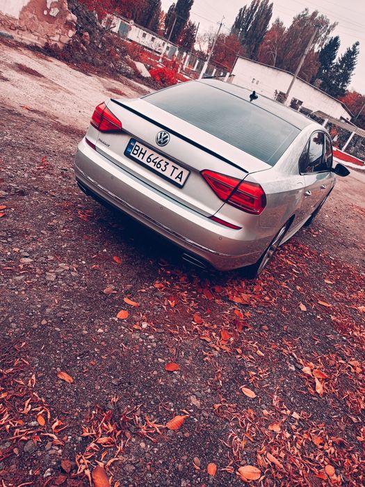 Продам автомобіль Wolksvagen Passat B8