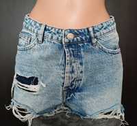 Szorty damskie jeansowe S z przetarciami Sinsay