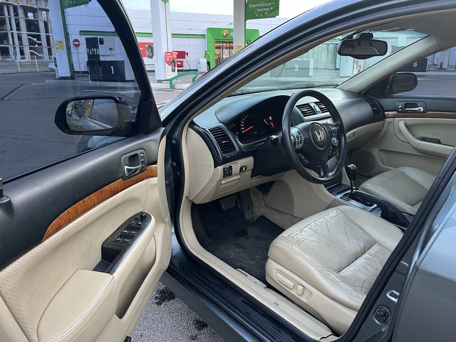 Honda Accord 7 2.4 газ/бенз автомат