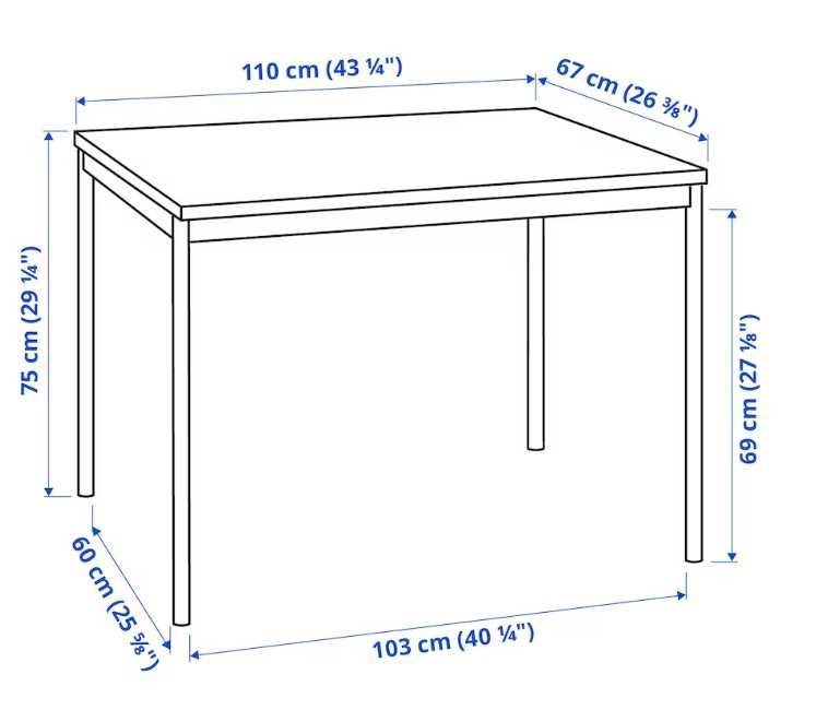 Mesa retangular IKEA +3 bancos IKEA