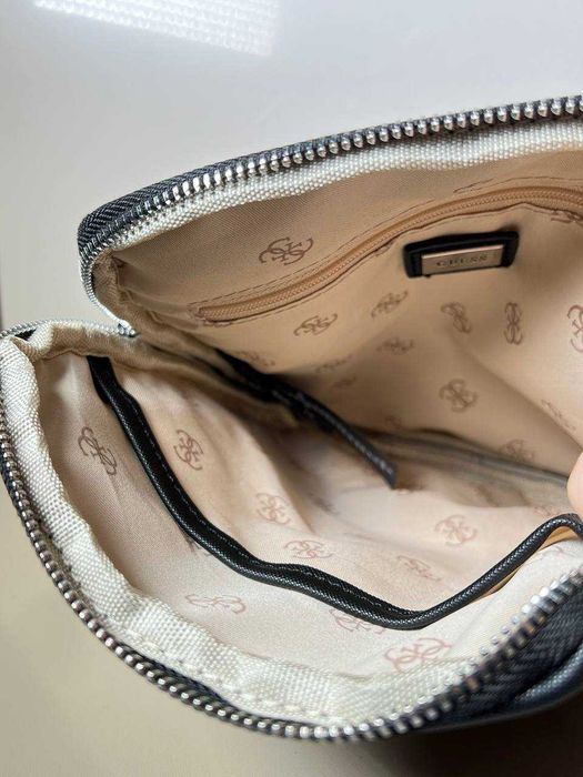 Сумка Guess Vezzola Smart Black