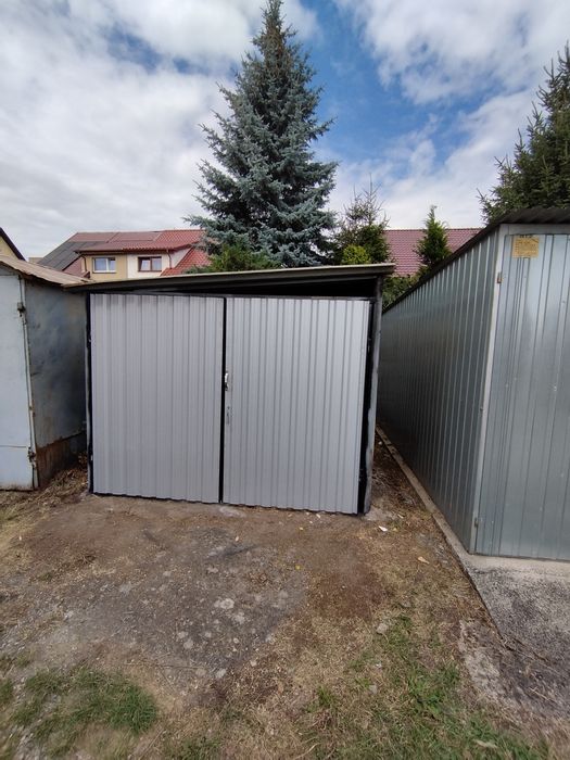 Wynajmę mieszkanie 42 m2 z garażem i ogrodem !