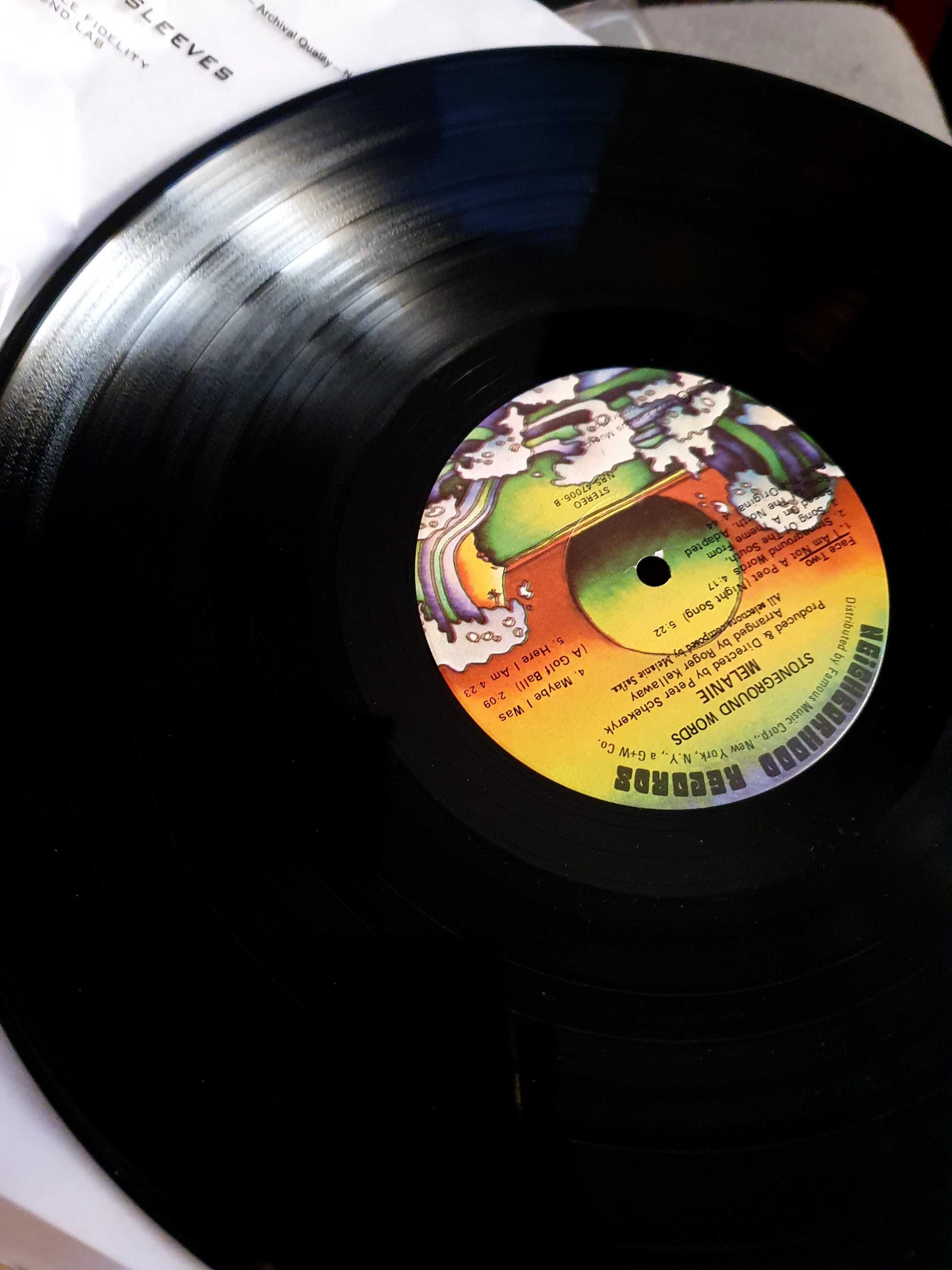 Human League 
Classix Nouveau 
Moody blues 
Clif Richard 
Neil Diamond