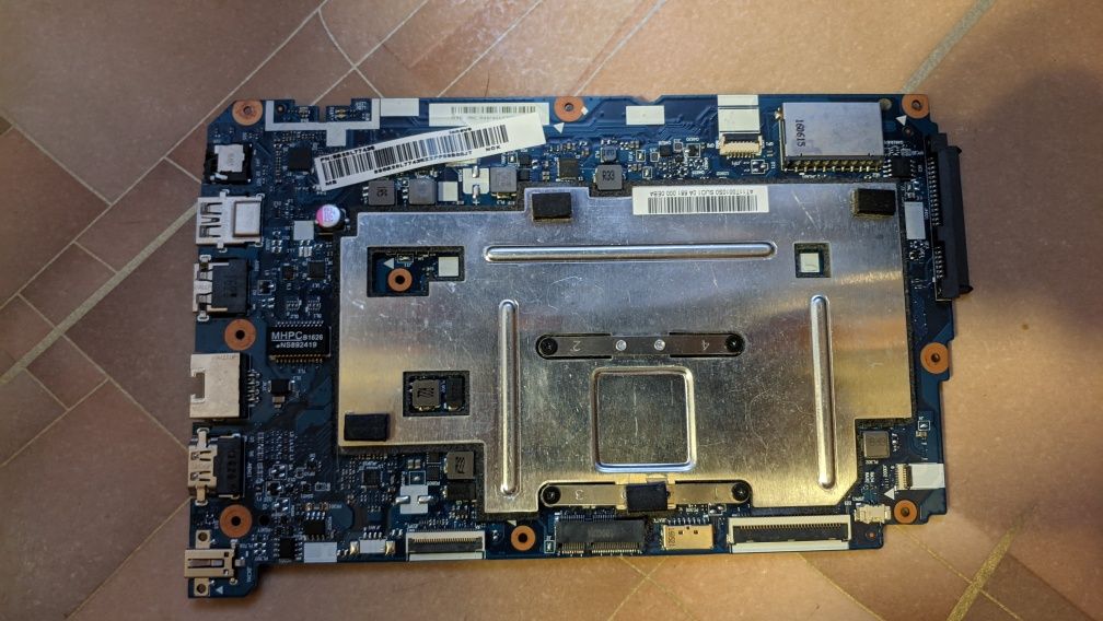 Пподам полностью рабочую материнскую плату к ноутбуку Lenovo 110-15IBR