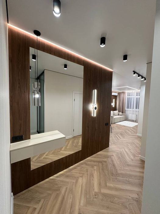 Продам двухкомнатную квартиру, кадор сити на ул. Краснова