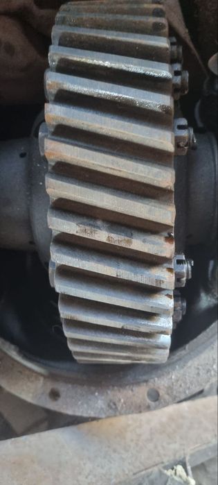 Продам редуктор заднего моста зил