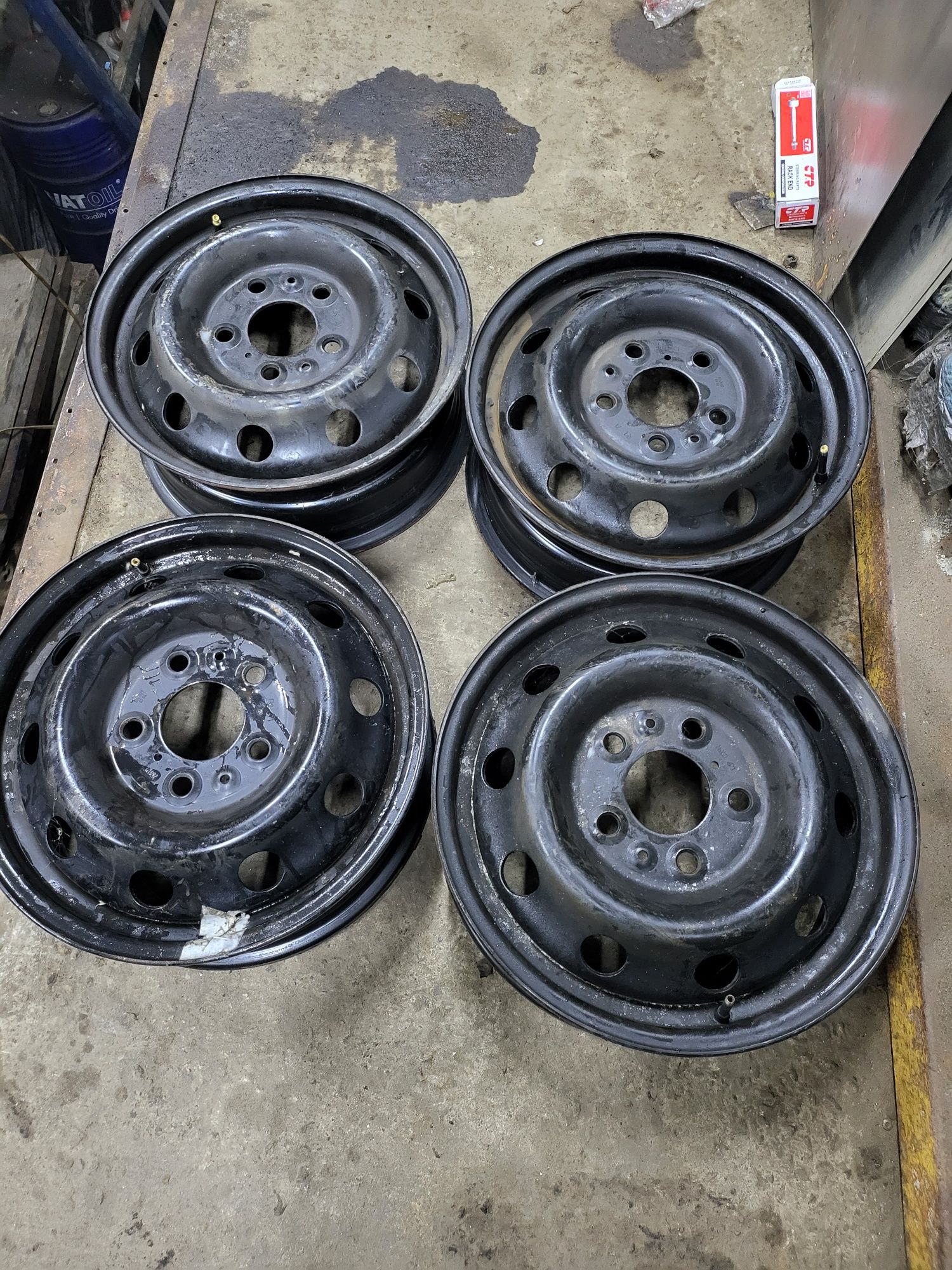 Продам диски r16c 6j×16H2 ET66