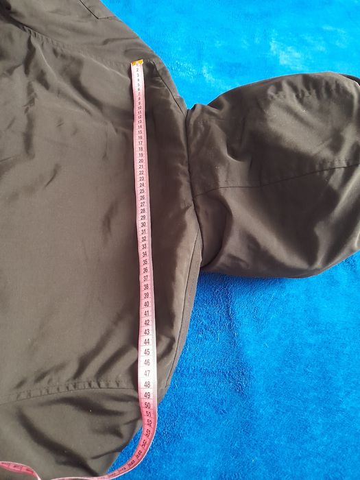 Зимова куртка 46 р.