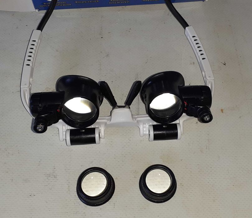 Лупа-очки и бинокулярные очки с LED подcветкой в белом