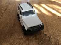 Toyota Land Cruiser; New Ray 1:32