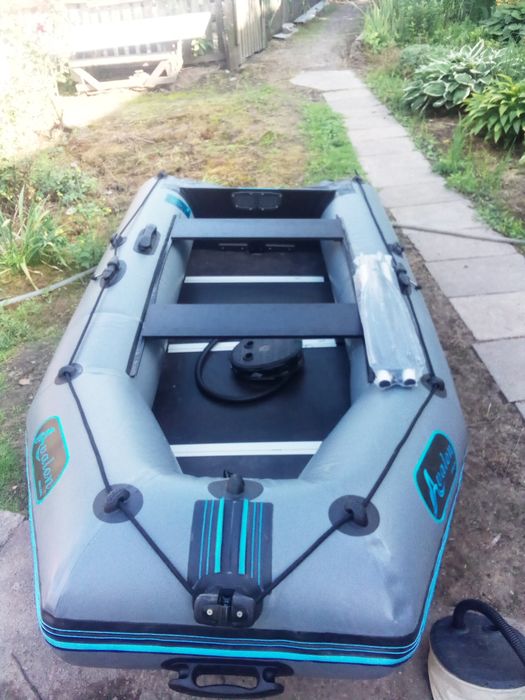 Човен надувний кильовий