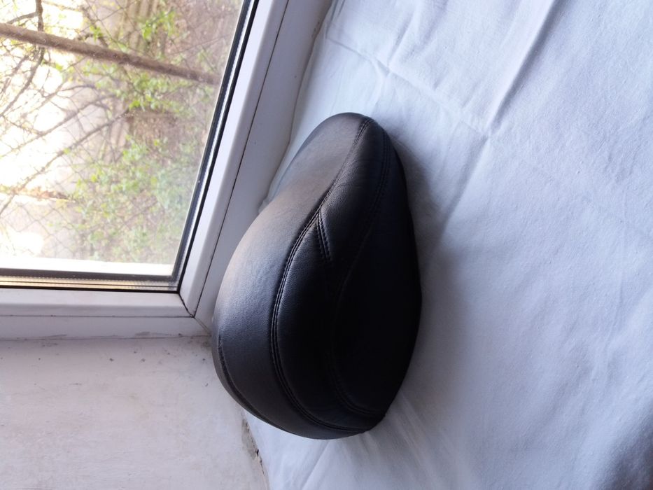 Мужская кожаная кепка 60 размера.