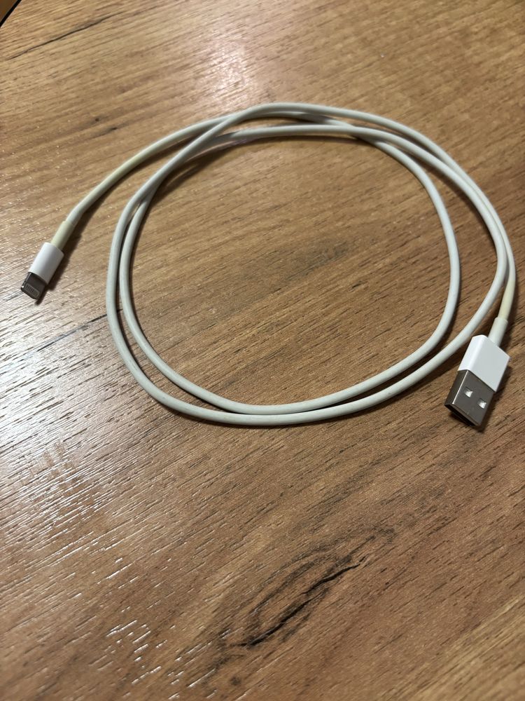 Кабель Lightning