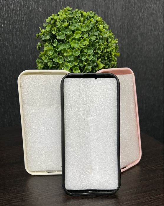 Продам чехлы на iPhone НОВЫЕ !