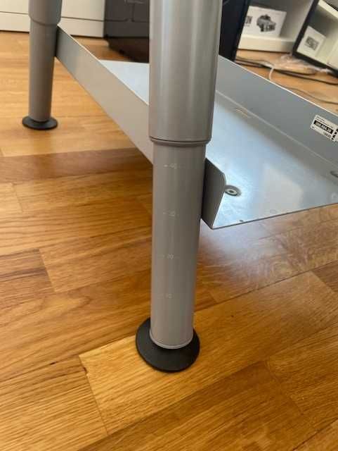 Secretária de canto IKEA Galant