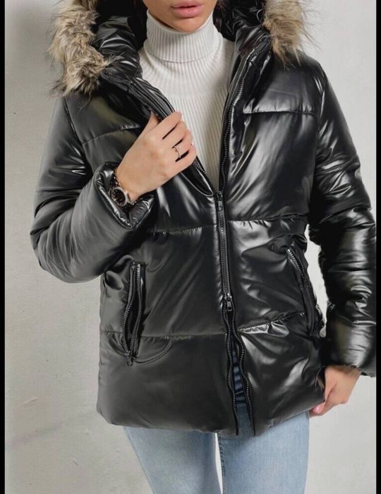 Продам Женская Куртка Зимняя Дутик